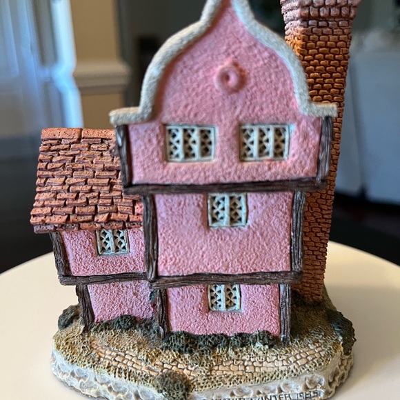 Suffolk House by David Winter - Picture 4 of 8